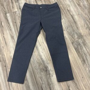 Lightly Used LuluLemon MENS ABC Slim Canvas Tech 35Wx32L